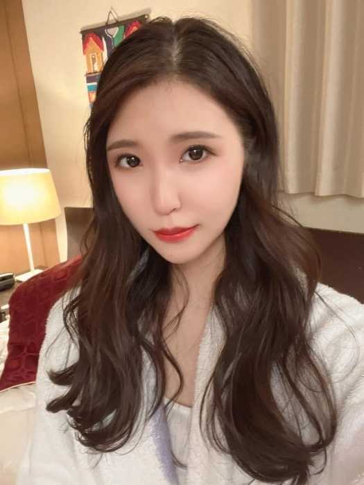 FQY99EuaUAYEh_k.jpg 图片